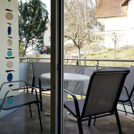 Strandnahe Mit Schwimmbad Im Haus, A Cappella 01 Im Binz, * Binz