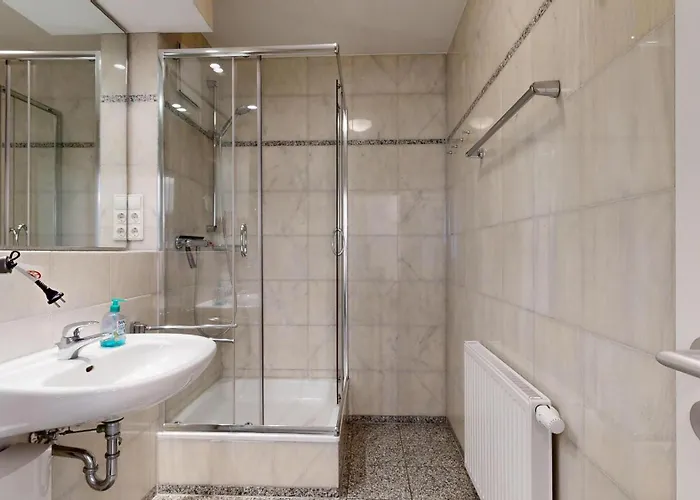 A Cappella 01 Im Binz, Strandnahe Mit Schwimmbad Im Haus, * Binz